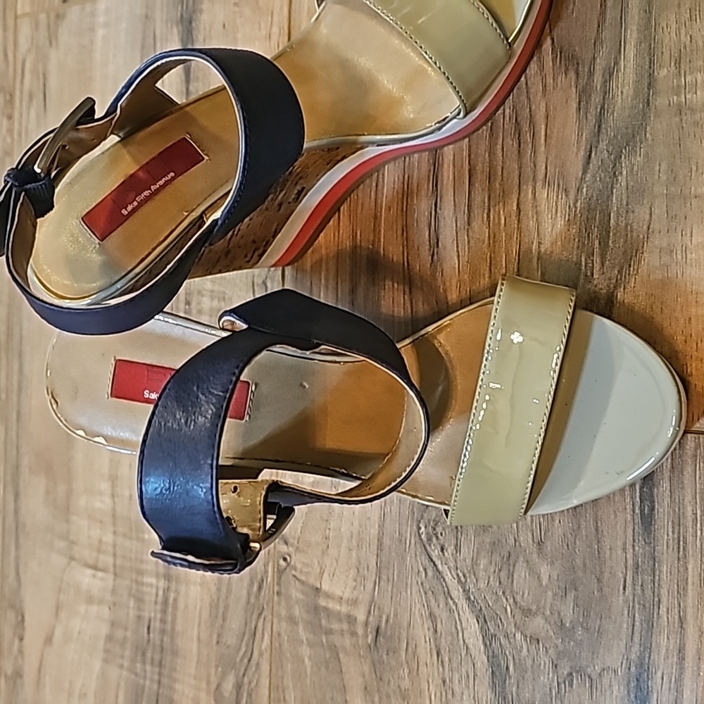 Shoes - Picture 2 of 10